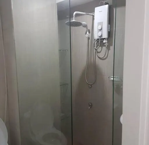 Loft Style Unit In Makati With Netflix Wifi Manila
