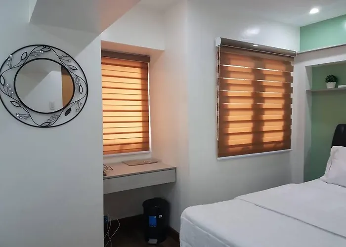 Loft Style Unit In Makati With Netflix Wifi