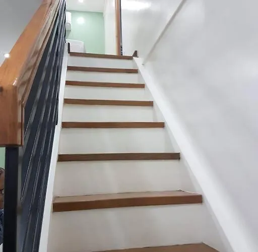 Loft Style Unit In Makati With Netflix Wifi Apartment Manila